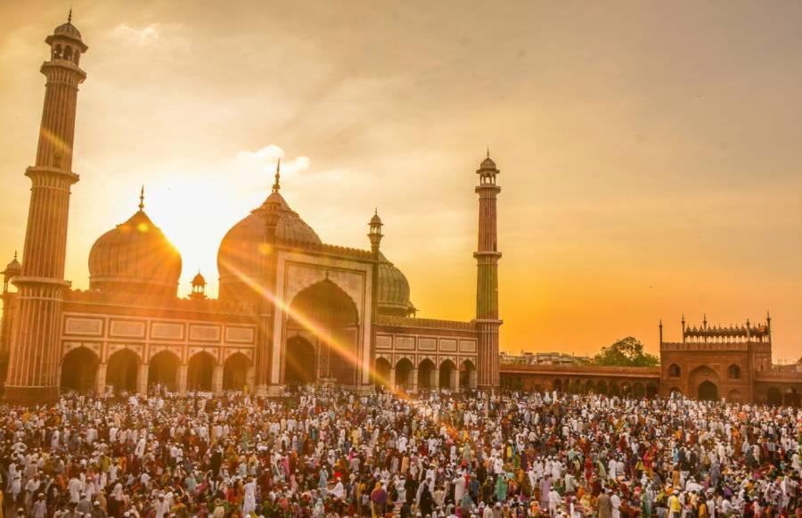 what do muslims celebrate instead of christmas